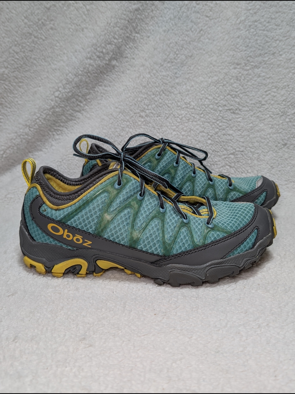 Oboz Women’s 7.5 Men's 6 Teal Yellow Low Hiking Trail Athletic Outdoor Shoes